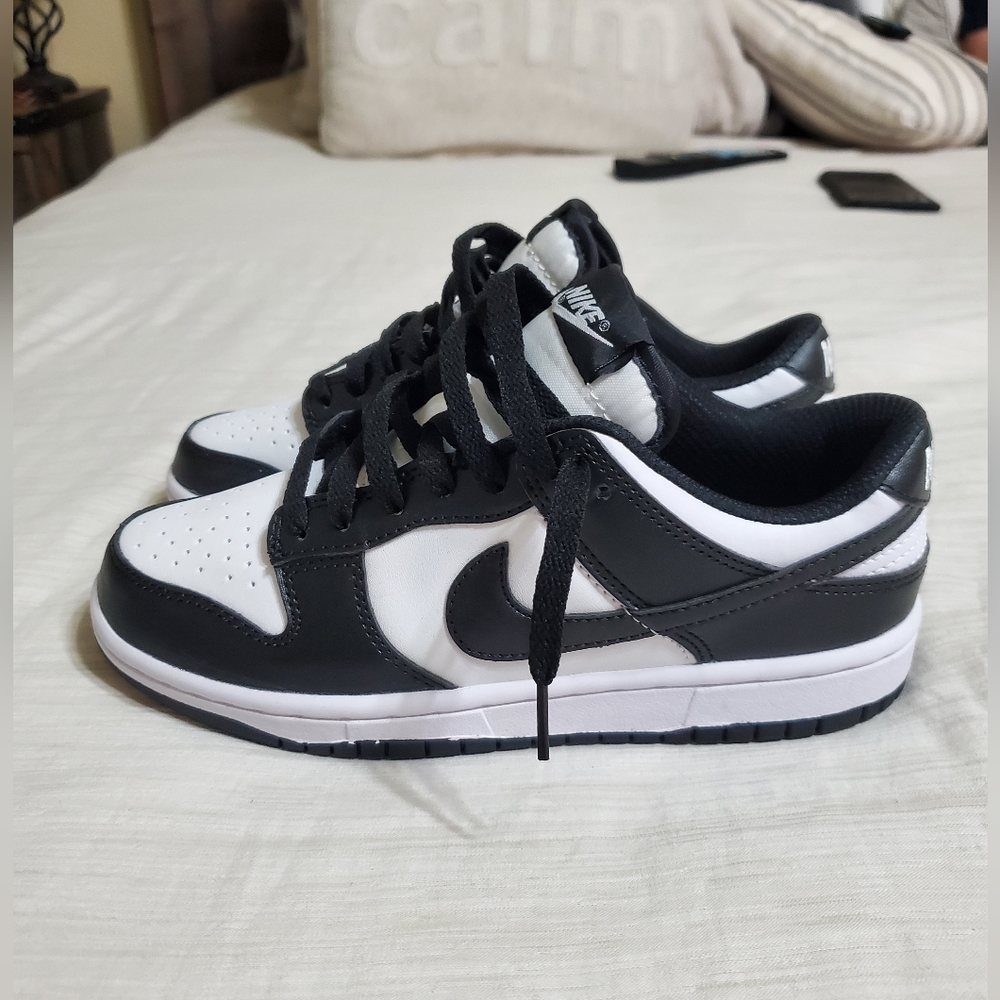 Pandas Nike Dunks